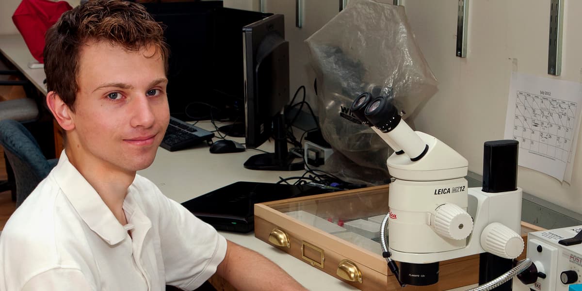 2012 REU Intern Anthony Deczynski