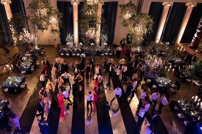 Now that's what we call dance floor goals! .
Cheers to this amazing vendor team on transforming Stanley Field Hall for this lovely couple!
.
Photo Courtesy of: @studiothisisphotography
Design & Decor: @hmrdesigns
Design & Planning: @blisschicago
Lightning: @frostchicago
Catering: @fftchicago